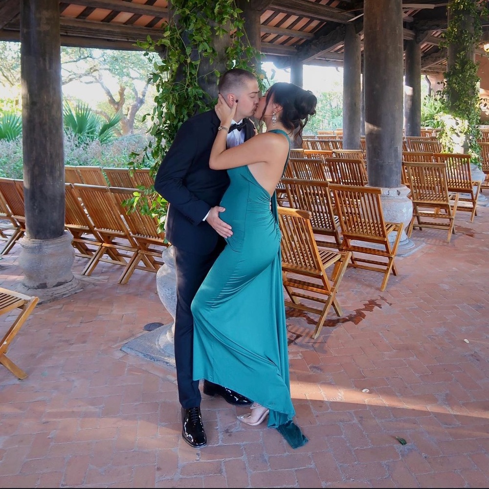 Elegant Teal One Shoulder Evening Gown